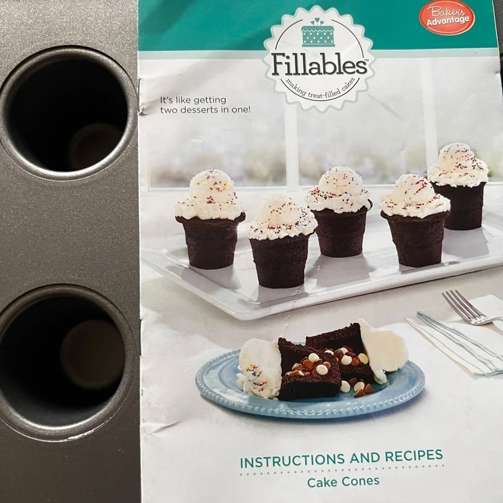2 Piece Large Cup Cake Cone Pan 8 Cup Fillables  Bake Fill & Serve Nonstick